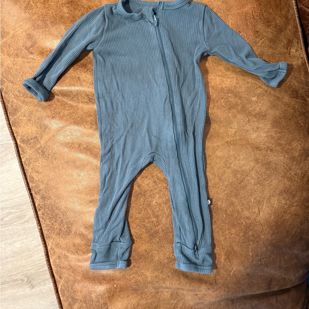 Kyte BABY Zipper Romper